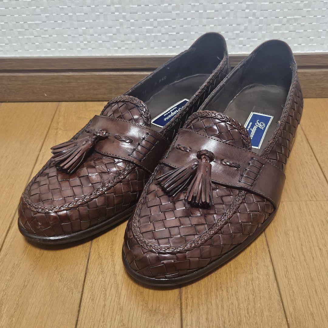 タッセルローファー