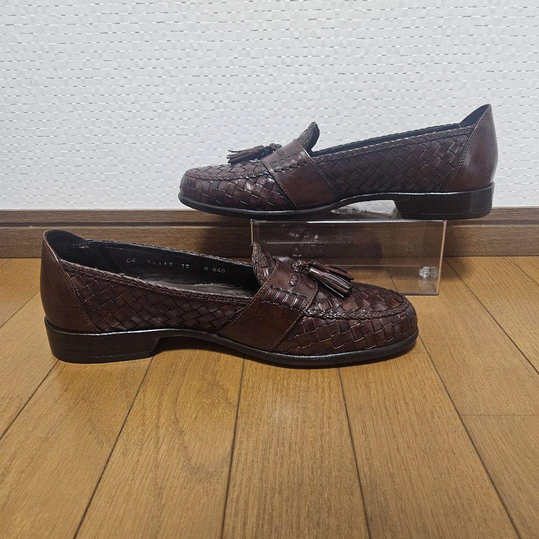 COLE HAAN