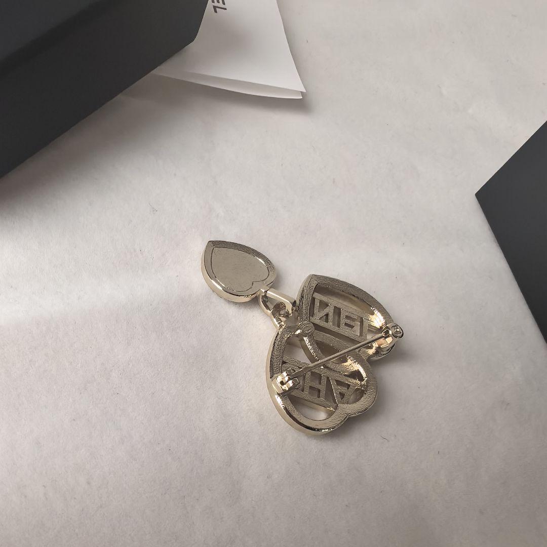 CHANEL シャネル 揺れるハートが可愛い ハート ブローチ★スイングハート 画像3