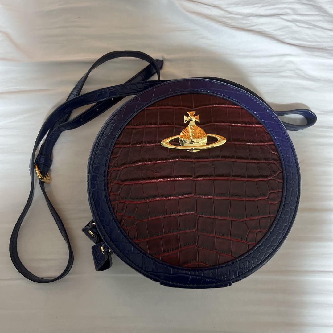 ✴︎6月限定販売！ Vivienne Westwood ラウンドバッグ