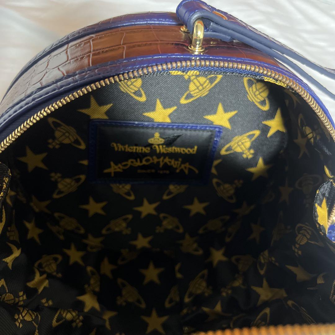 ✴︎6月限定販売！ Vivienne Westwood ラウンドバッグ