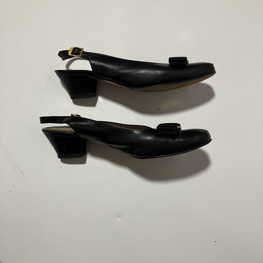 Salvatore Ferragamo 黒スリングバックシューズ　25.5cm靴