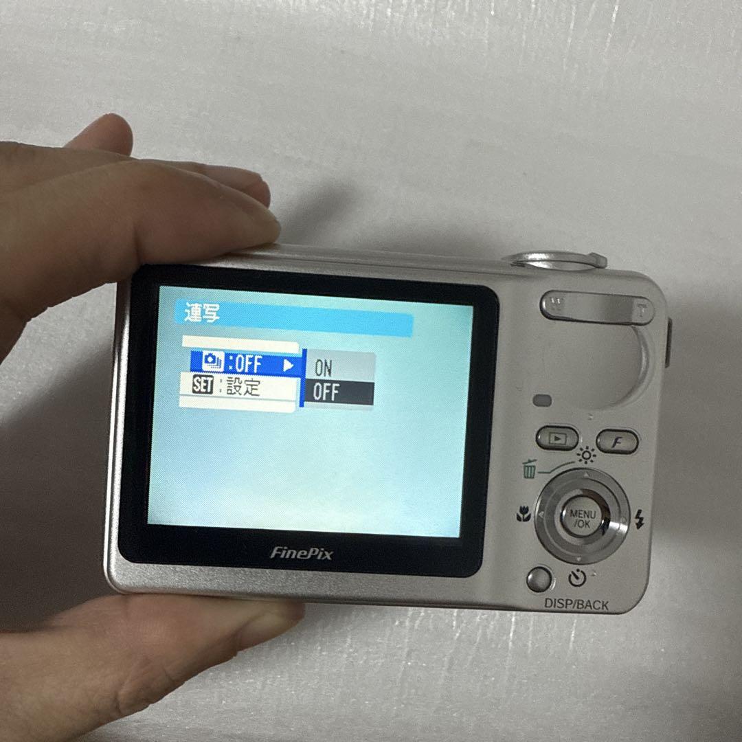 ❗️激安価格❗️デジカメ　本体　FUJIFILM Finepix F460
