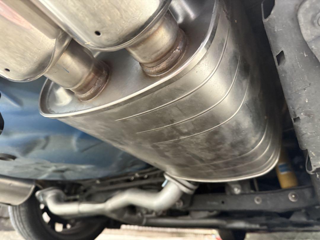 スバル wrx sti エキゾーストキット　マフラー　vab