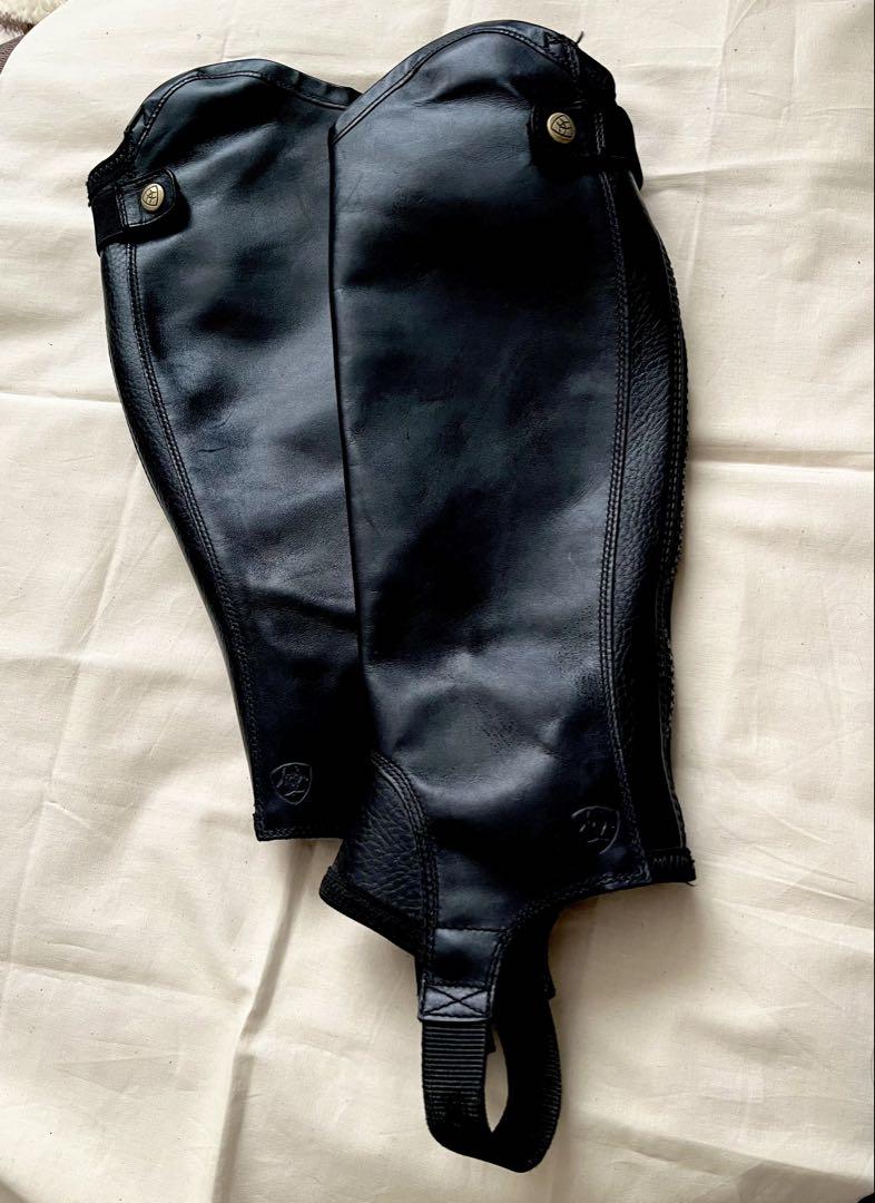 乗馬　チャップス　ARIAT 革 黒　SS