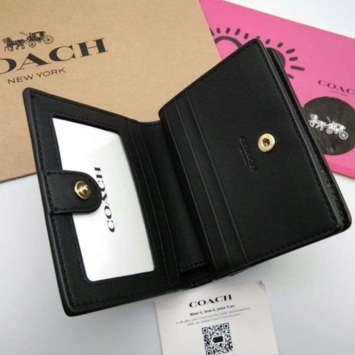 新品　COACH　折り財布　レディース　ブラック