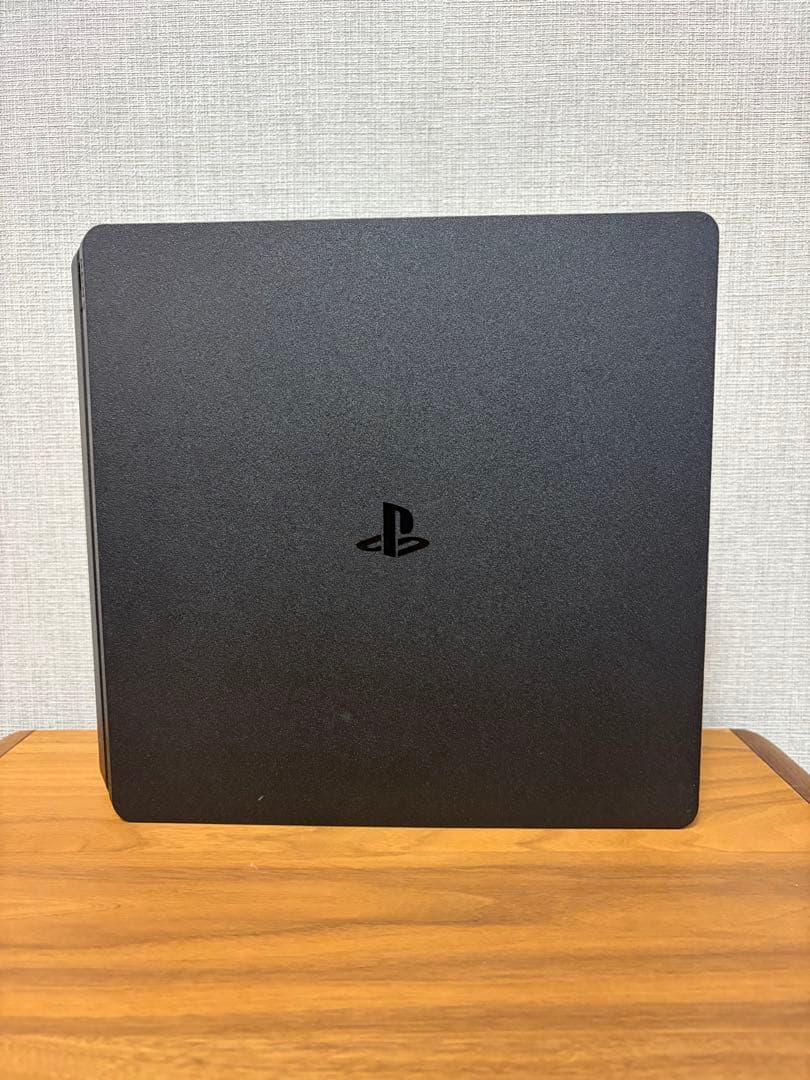 PlayStation 4 本体 ブラック　CUH-2200A