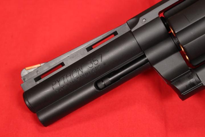 シティーハンター 冴羽リョウ コルト パイソン 4インチ ガス