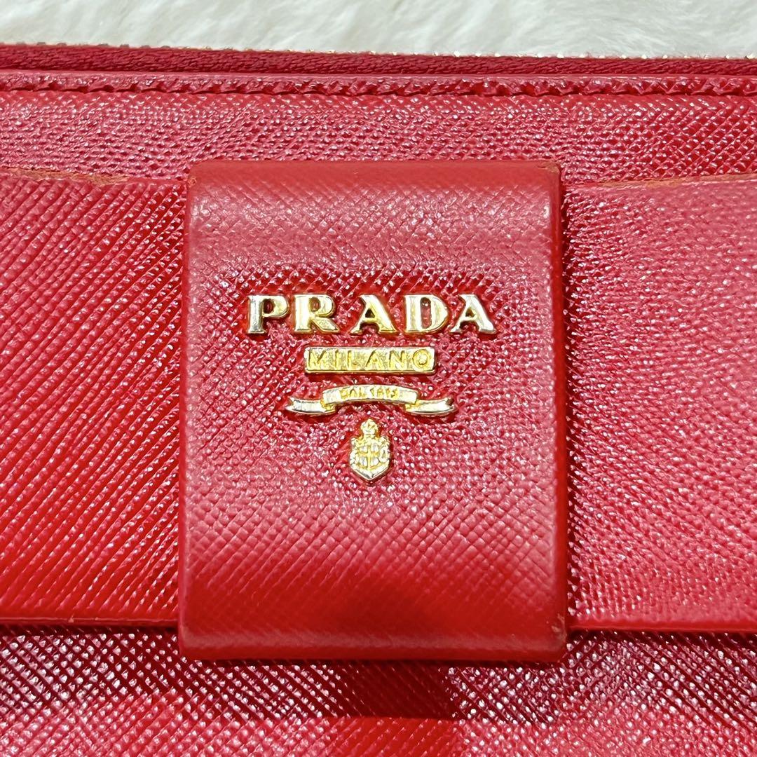PRADA プラダ　ラウンドファスナー　リボン　長財布 レッド　オールファスナー