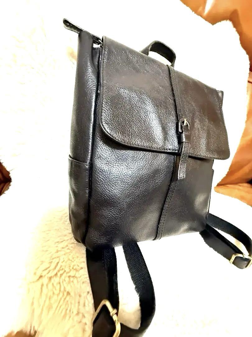 【美品】Sarai カウレザーリュック｜シンプル×上品な本革バックパック