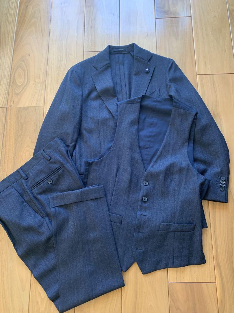 【正規品】Lardini ラルディーニ　スリーピース LARDINI ラルディーニスリーピーススーツダークグレー44サイズ