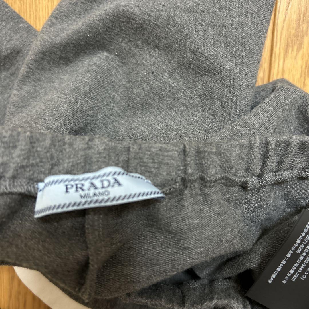 PRADA レギンス