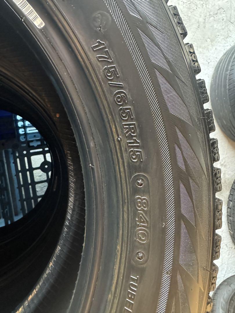 タイヤ・ホイール (180) 175/65R15 BRIDGESTONE BLIZZAK VRX2
