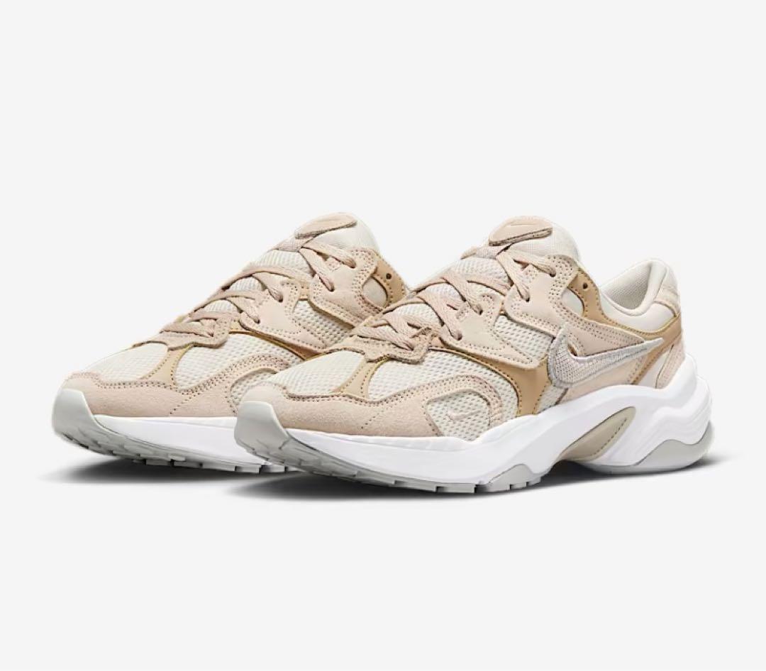 未使用　NIKE ナイキ　W AL8 23.5cm
