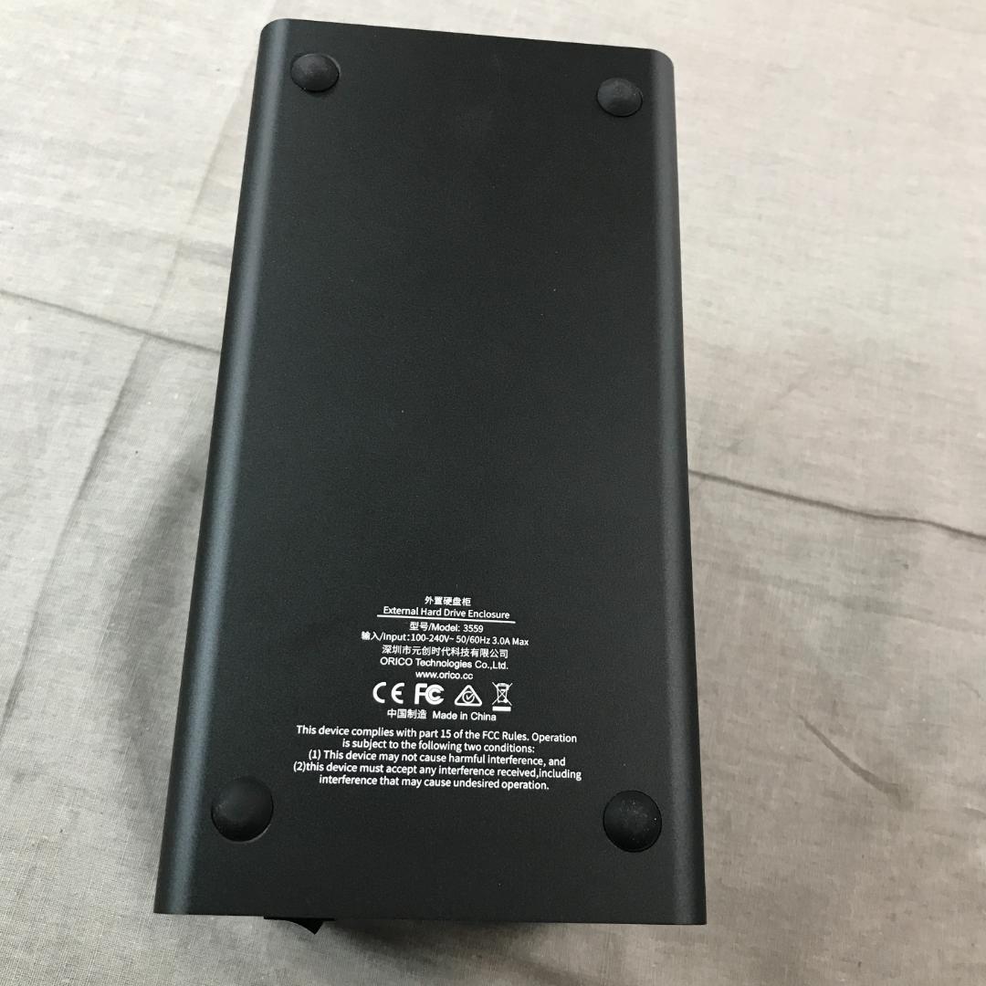 ORICO 2.5/3.5インチ HDDケース 3559C3-BK - メルカリ