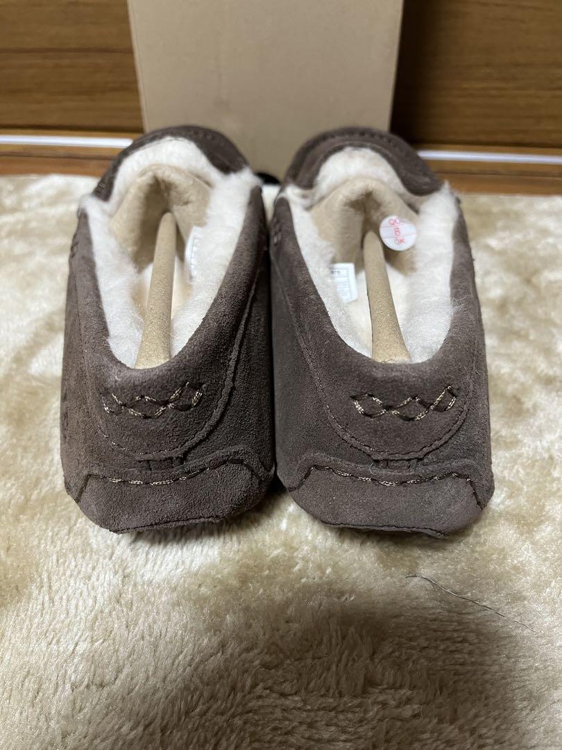UGG ANSLEY