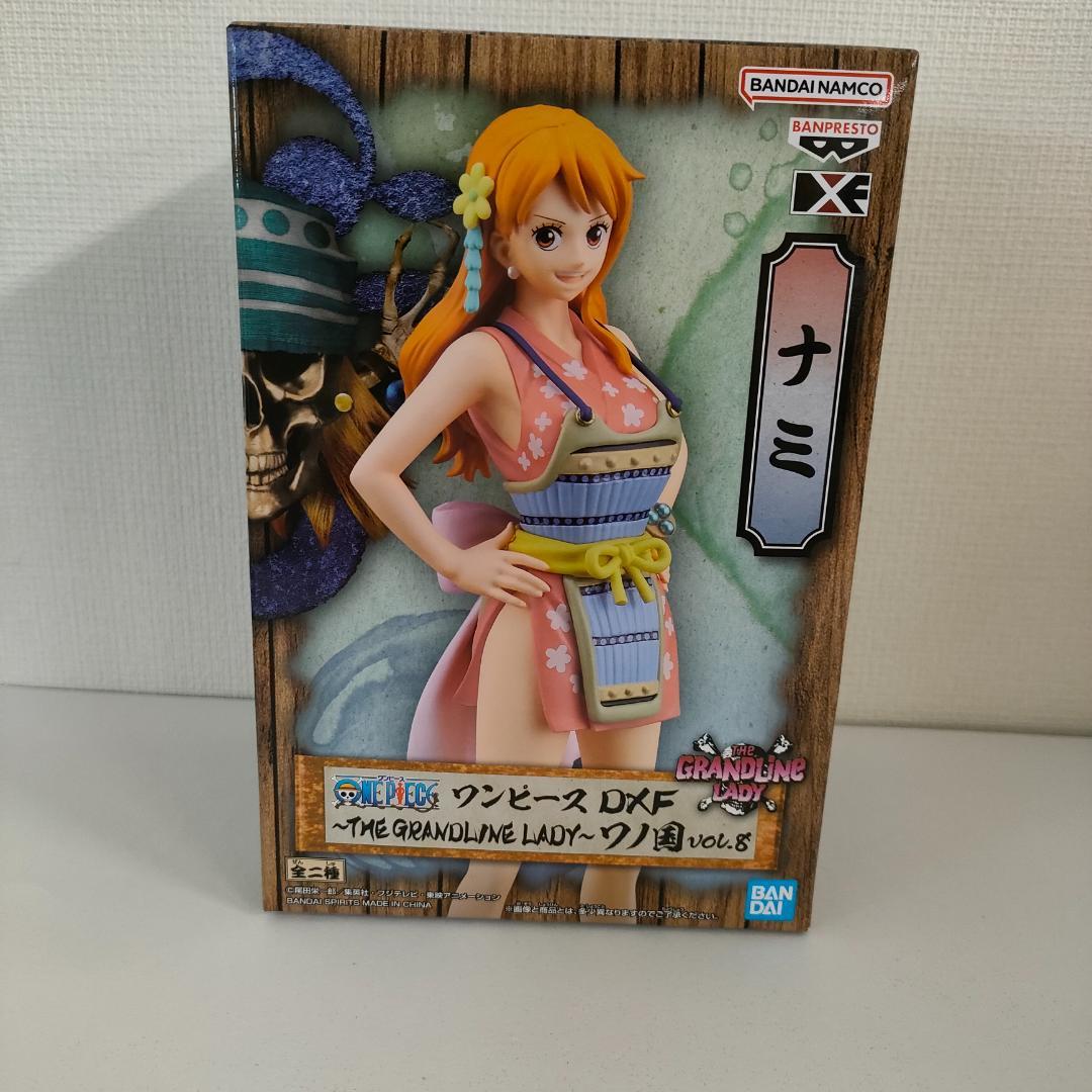 未開封　ONE PIECE ワンピース　ナミ　フィギュア　フィギュア&トランプ Amazon.co.jp: バンプレスト ワンピース BANPRESTO WORLD FIGURE