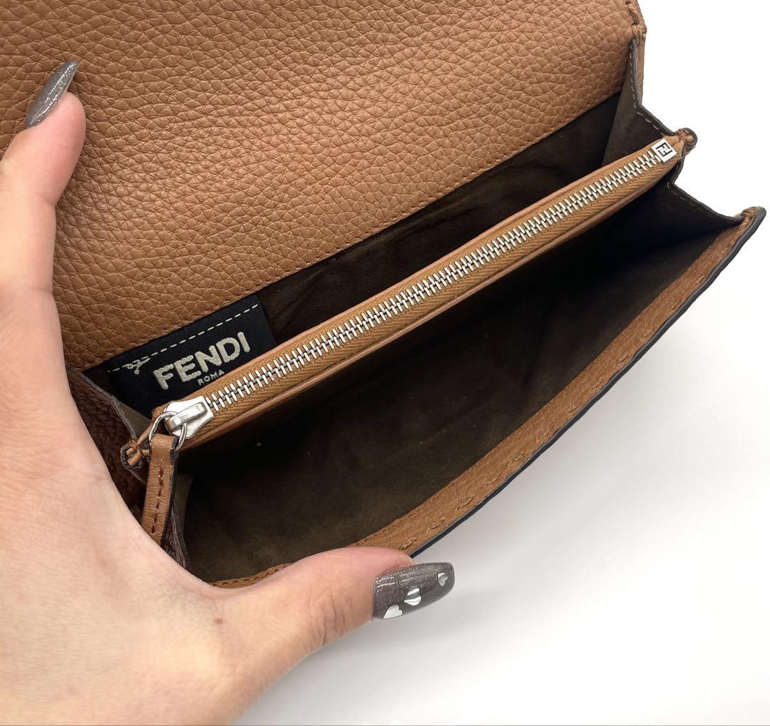 FENDI フェンディ セレリア 二つ折り長財布 ブラウン
