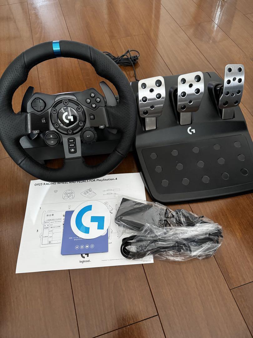 Logicool g923 レーシングハンドル&ペダル