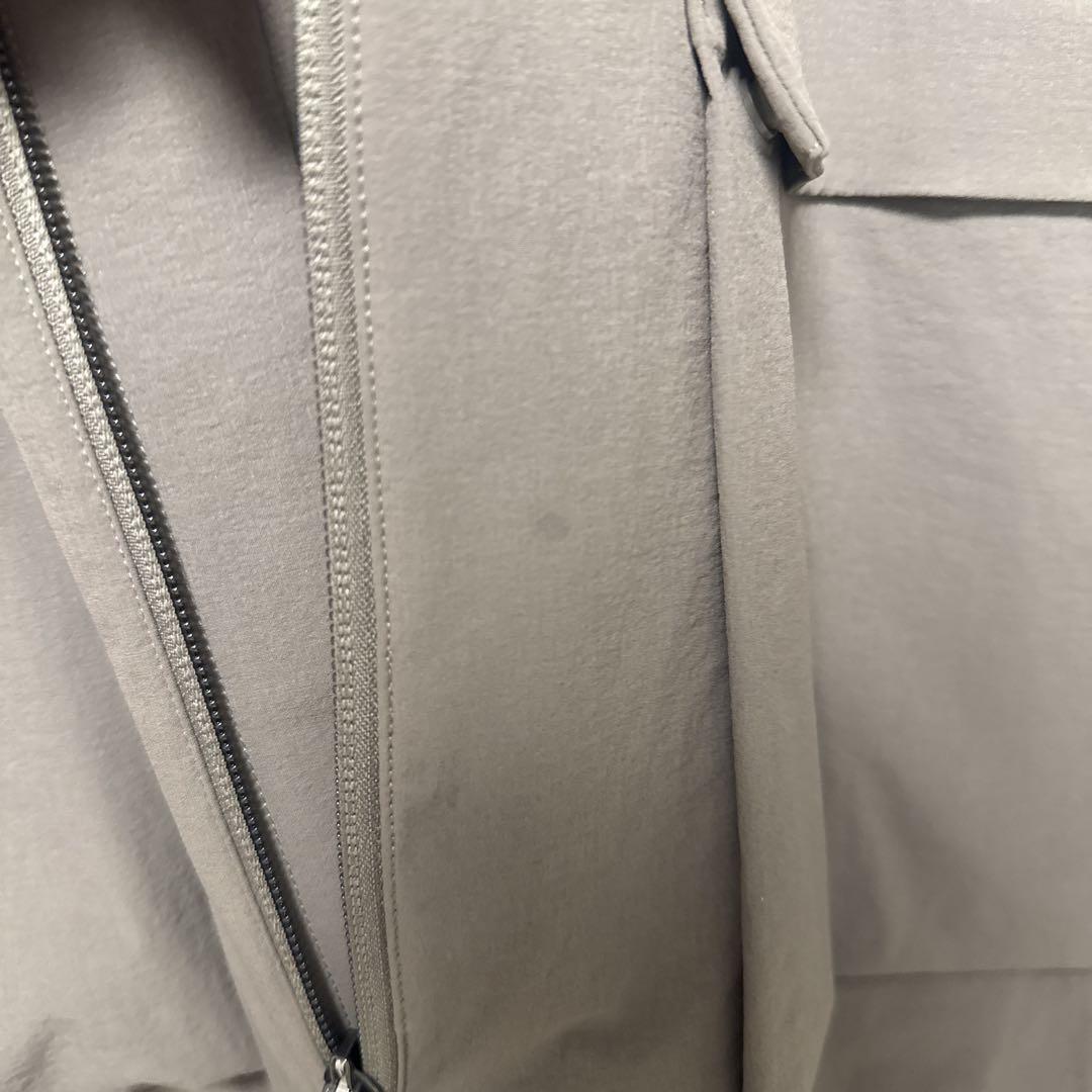 Lululemon フード付きマウンテンパーカー オリーブ