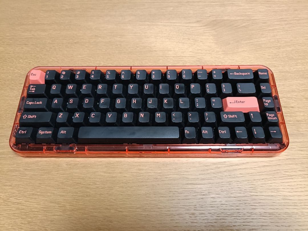 メカニカルキーボードMojo68目立った傷や汚れなし