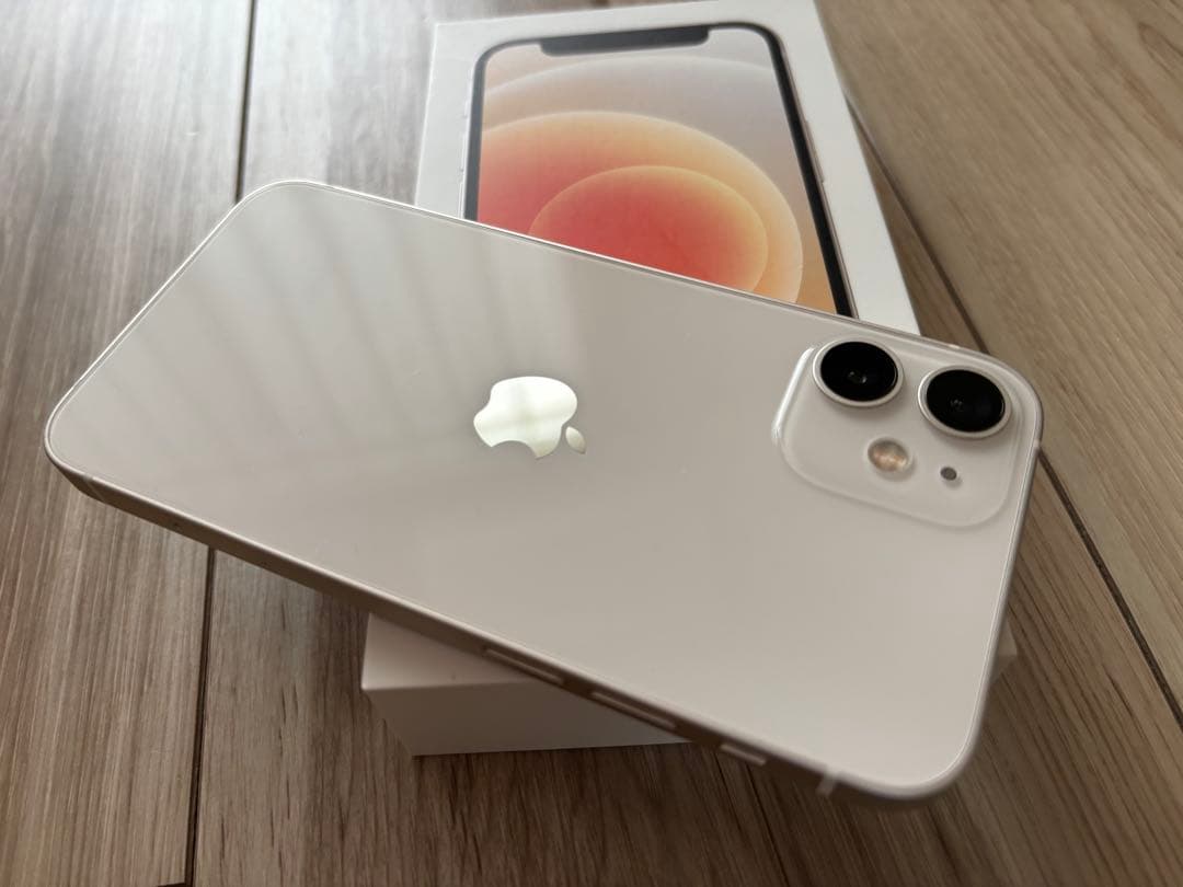 iPhone12mini 64G 本体+おまけ Amazon | 【整備済み品】 Apple iPhone 12 mini 64GB (PRODUCT