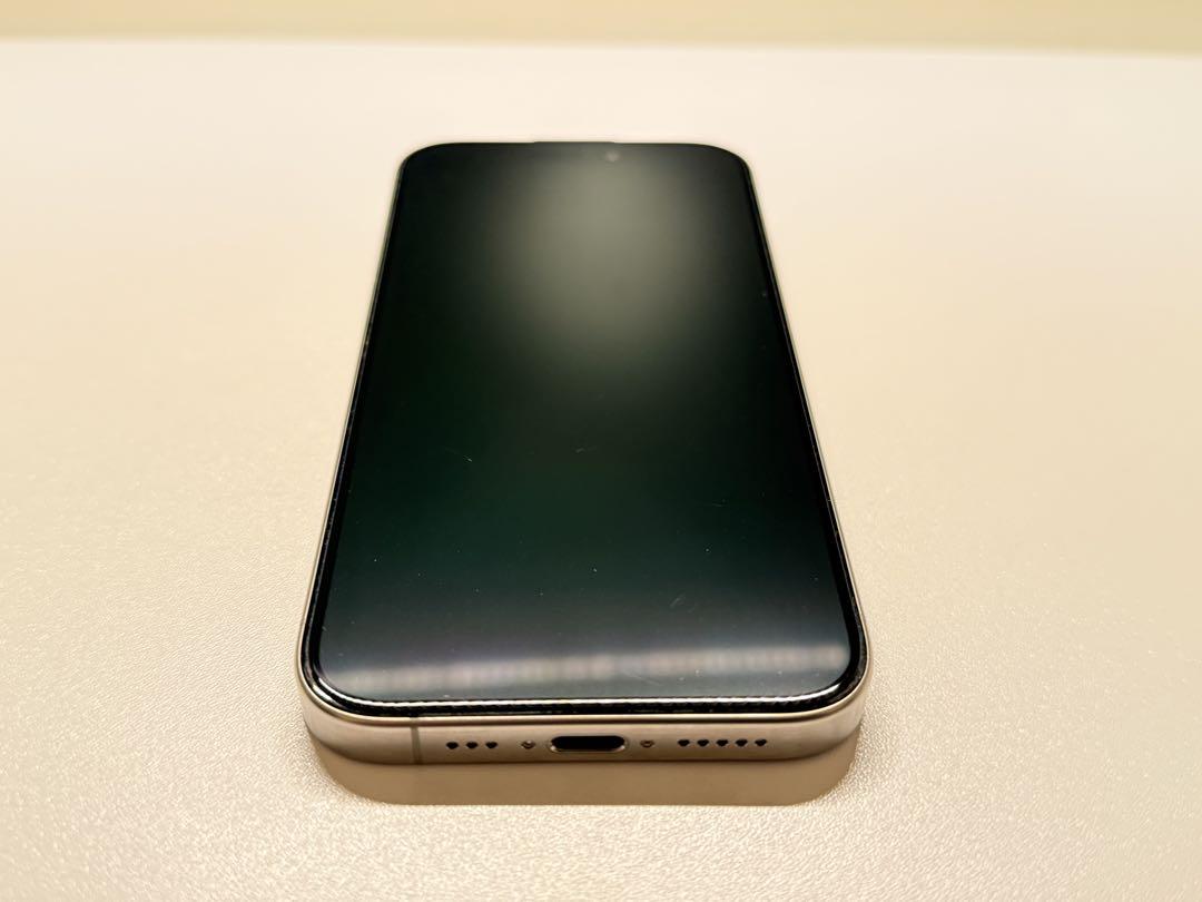 Apple iPhone 15 Pro 256GB 本体