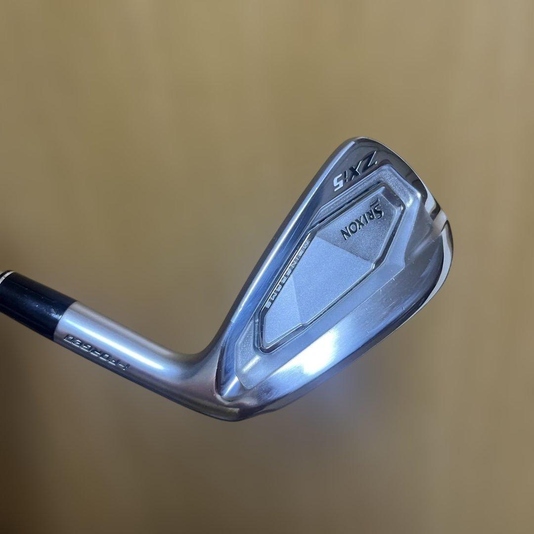 スリクソン　zxi5 7番アイアン modus3 tour105 flex-S