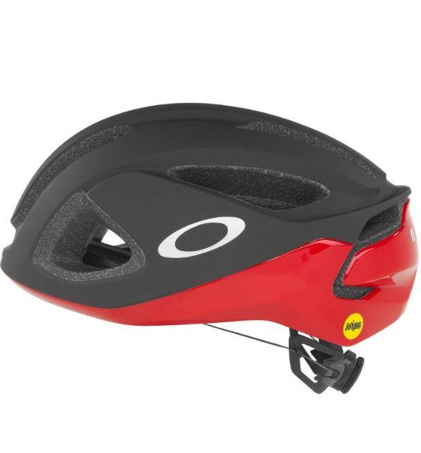 「新品未使用」 OAKLEY ARO3 ヘルメット