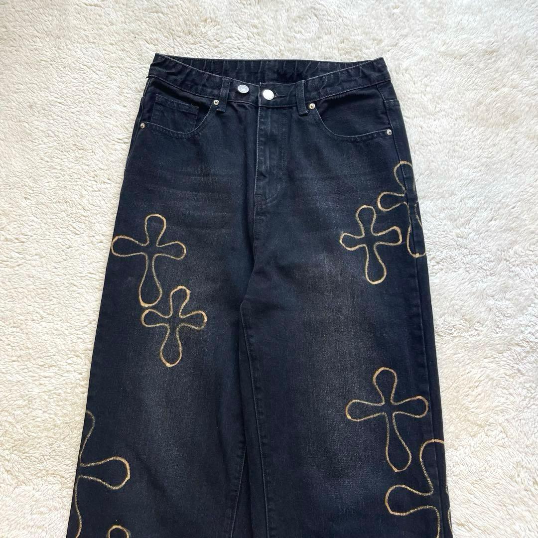 【1点もの】リメイク ブリーチ加工 クロム 十字架 ブラック デニムパンツ 【1点もの】リメイク ブリーチ加工 クロム 十字架 ブラック デニムパンツ