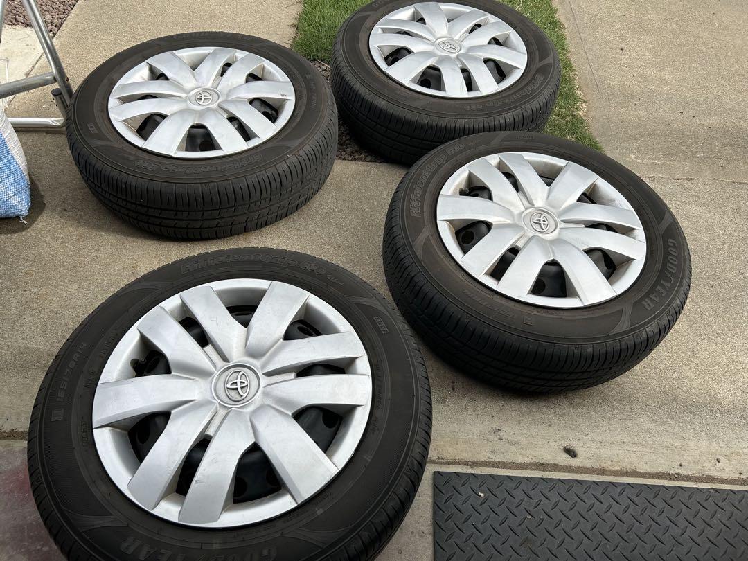 トヨタ　純正ホイール　165/70/r14
