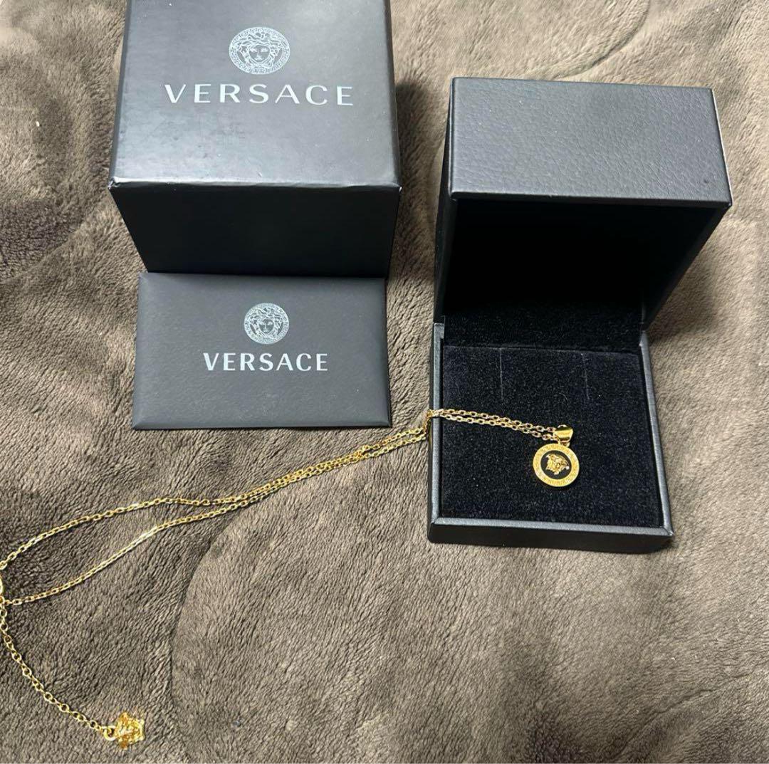 「格安」VERSACE メデューサネックレス ゴールド 格安」VERSACE メデューサネックレス ゴールド - メルカリ