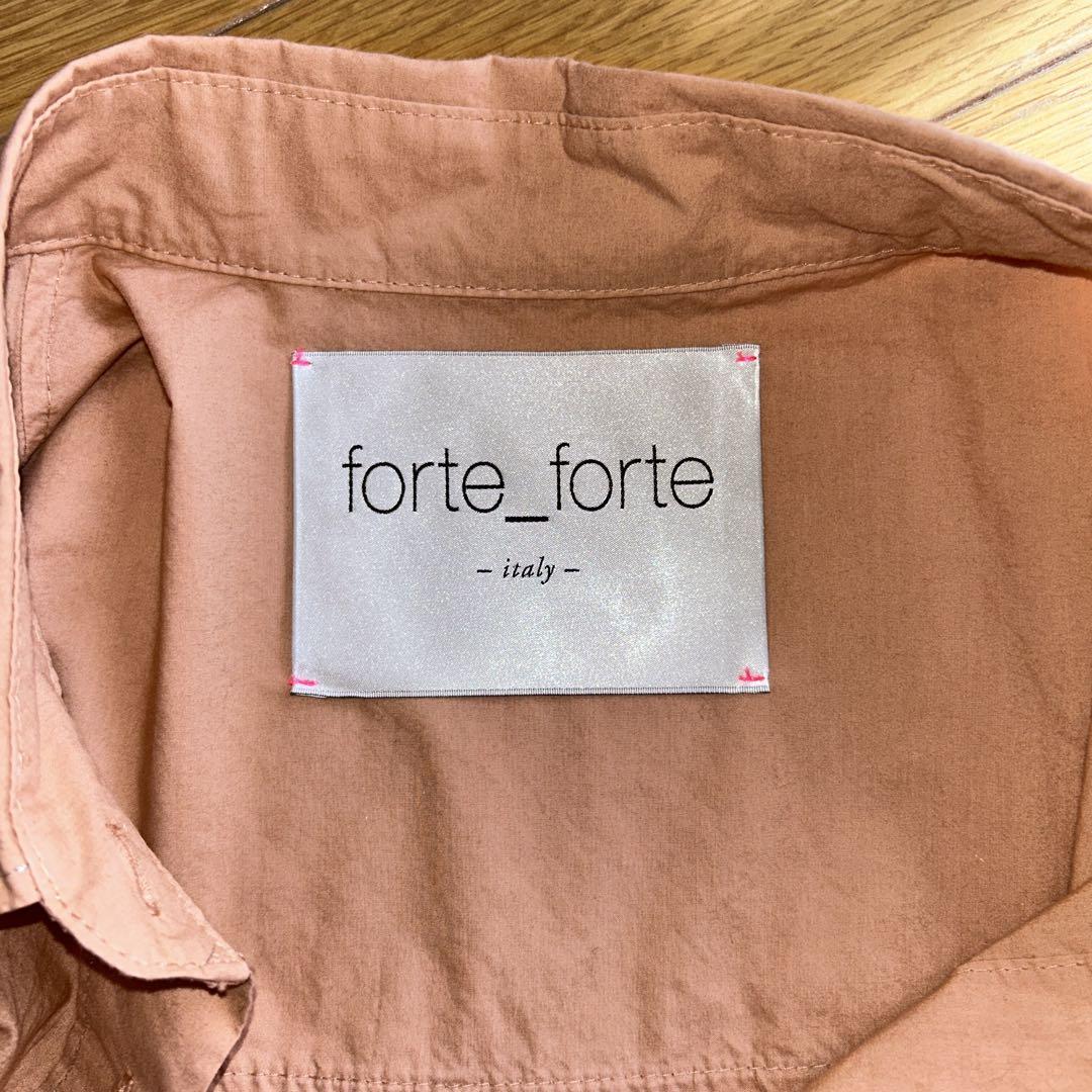 新品半額以下forte_forte ベージュ 長袖シャツ 新品半額以下forte_forte ベージュ 長袖シャツ