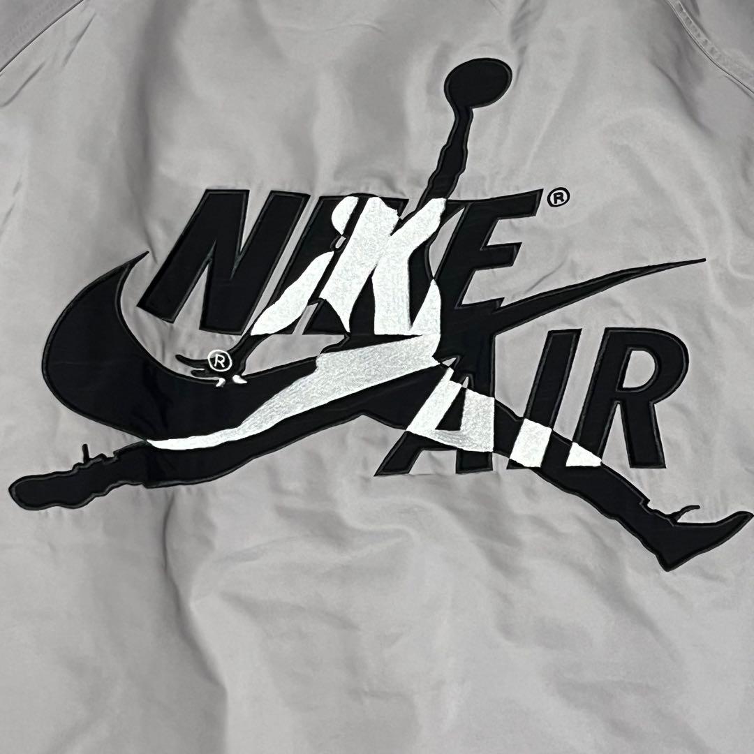 【即完売デザイン】 ナイキ エアジョーダン バックロゴ 刺繍 フライトジャケット 【即完売デザイン】 ナイキ エアジョーダン バックロゴ 刺繍 フライトジャケット