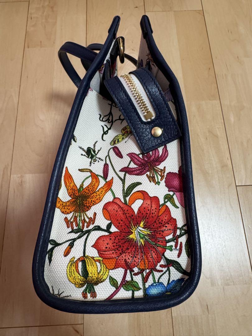 GUCCI グッチ　花柄キャンバスハンドバッグ