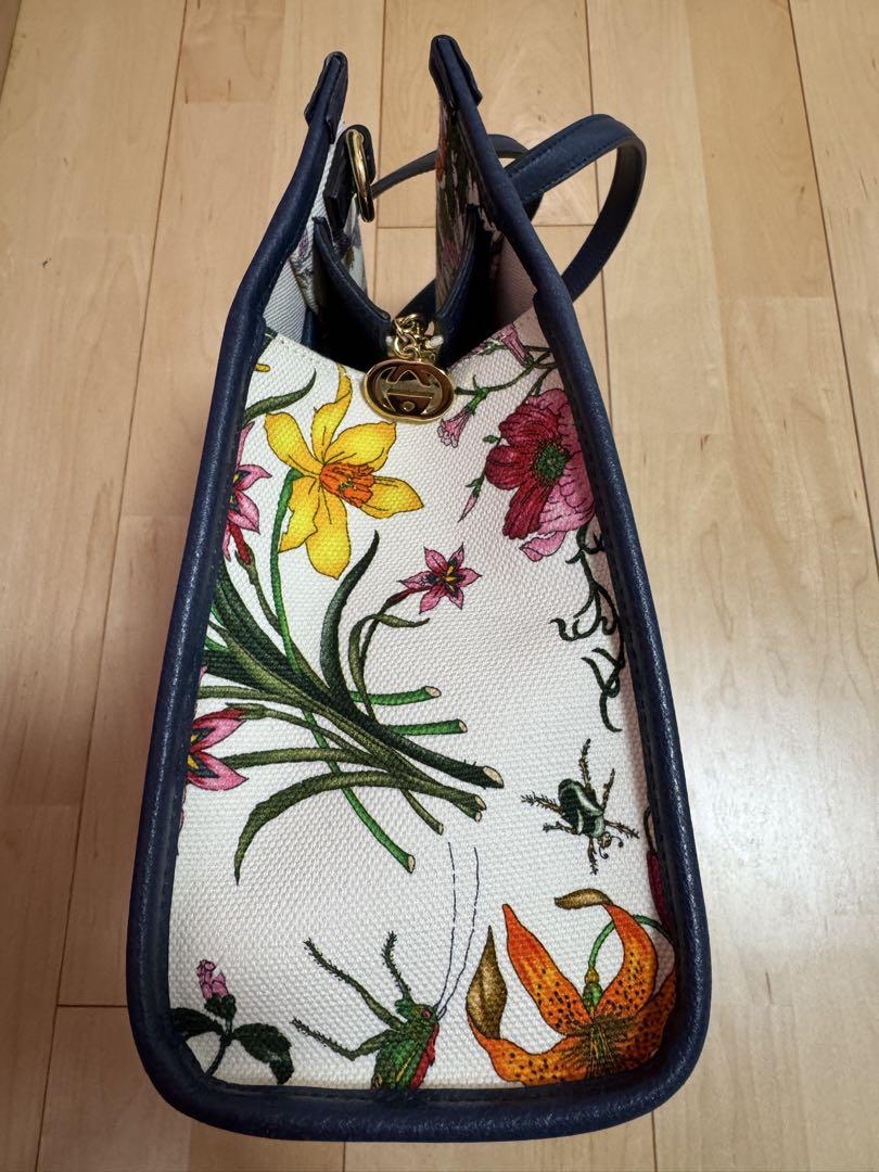 GUCCI グッチ　花柄キャンバスハンドバッグ
