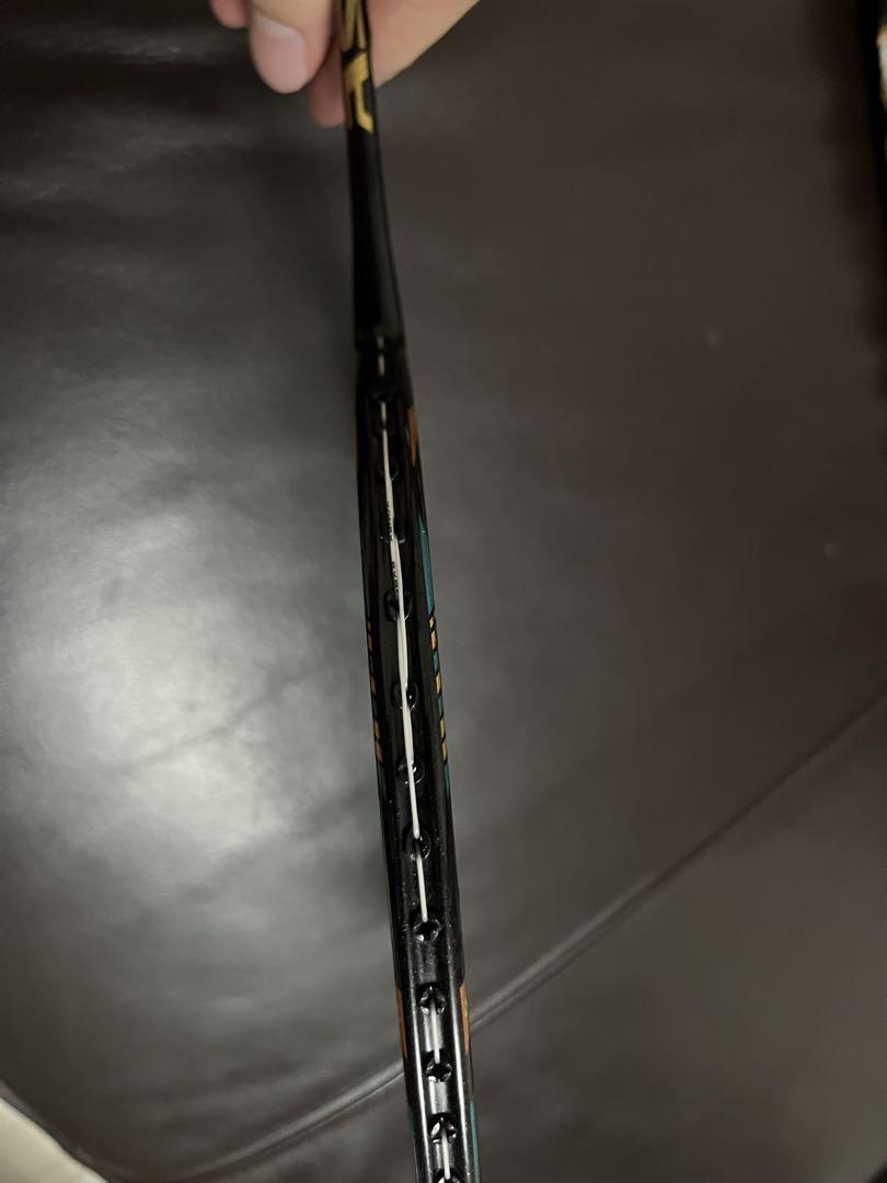 バドミントンラケット88d Pro