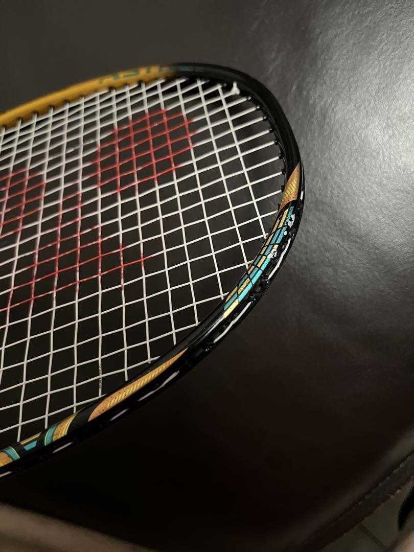 バドミントンラケット88d Pro