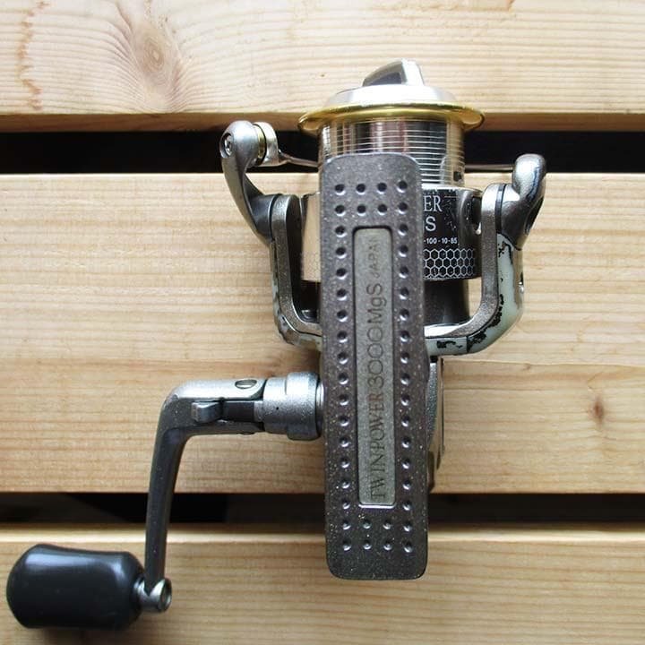 シマノ 00 ツインパワー 3000MGS スペアスプール付き