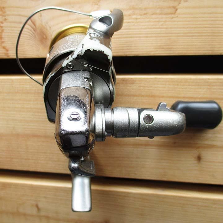 新しいプレセール シマノ 00 ツインパワー 3000MGS スペアスプール付き