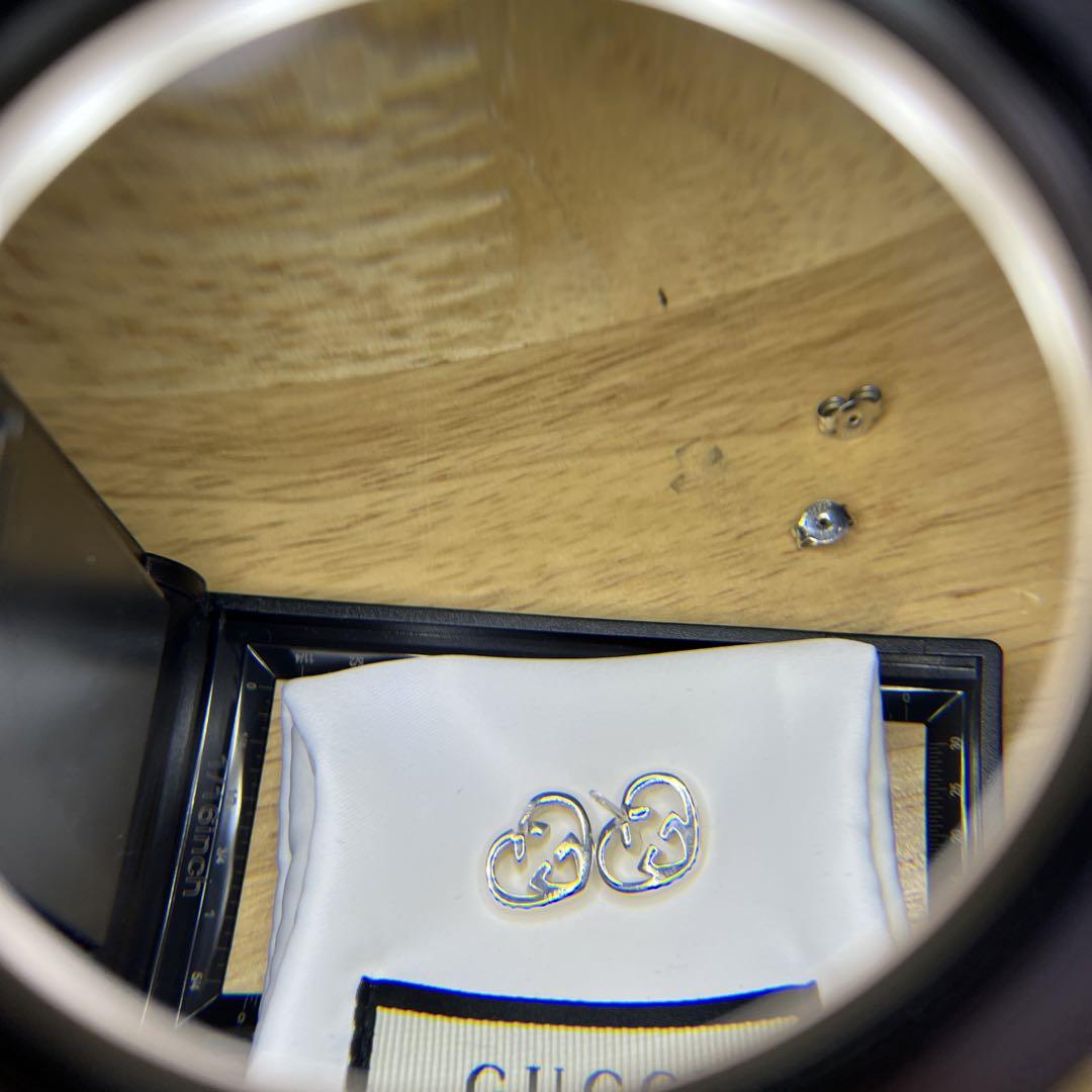 ぞろ　GUCCI ハート　インターロッキングピアス　シルバー