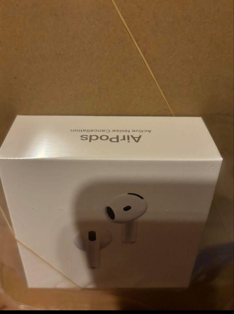 新品未開封 AirPods4 アクティブノイズキャンセリング搭載　Apple
