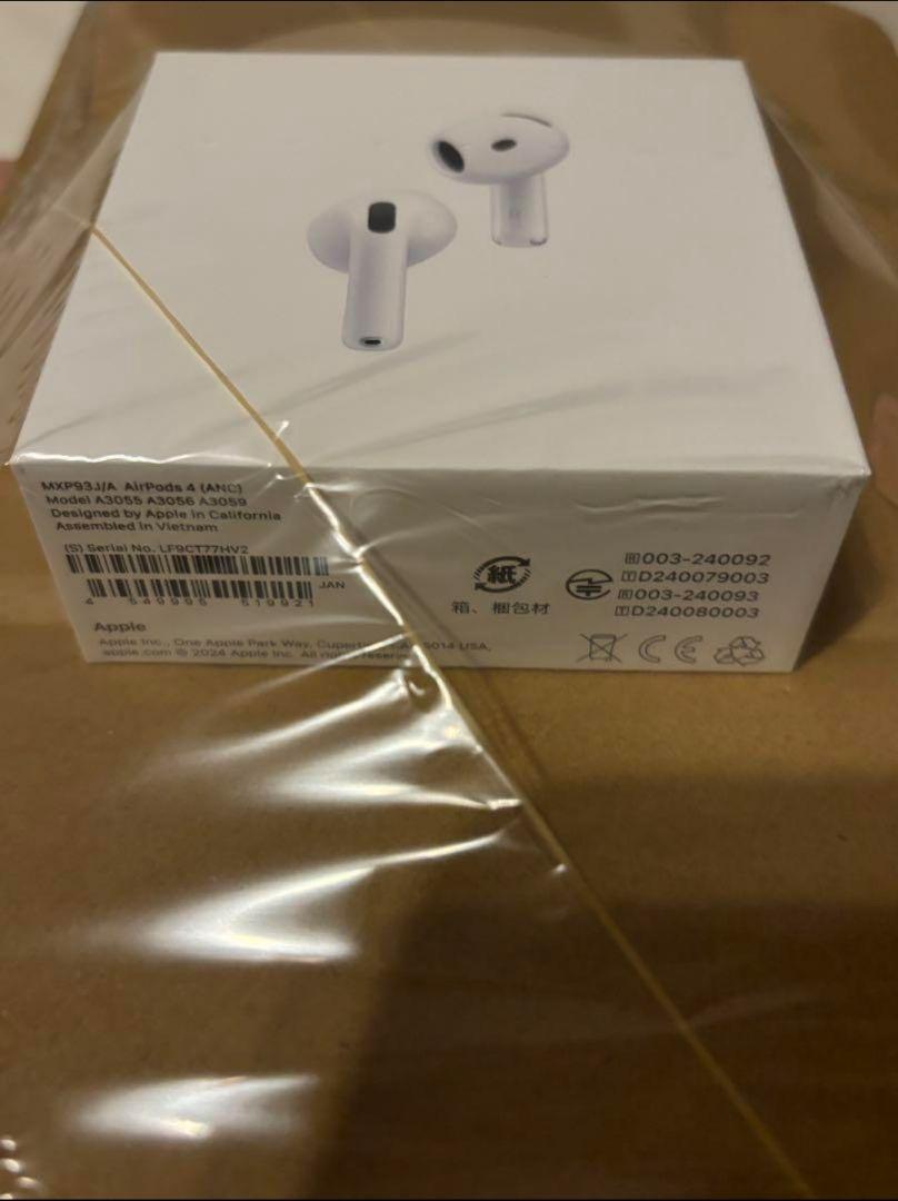 新品未開封 AirPods4 アクティブノイズキャンセリング搭載　Apple