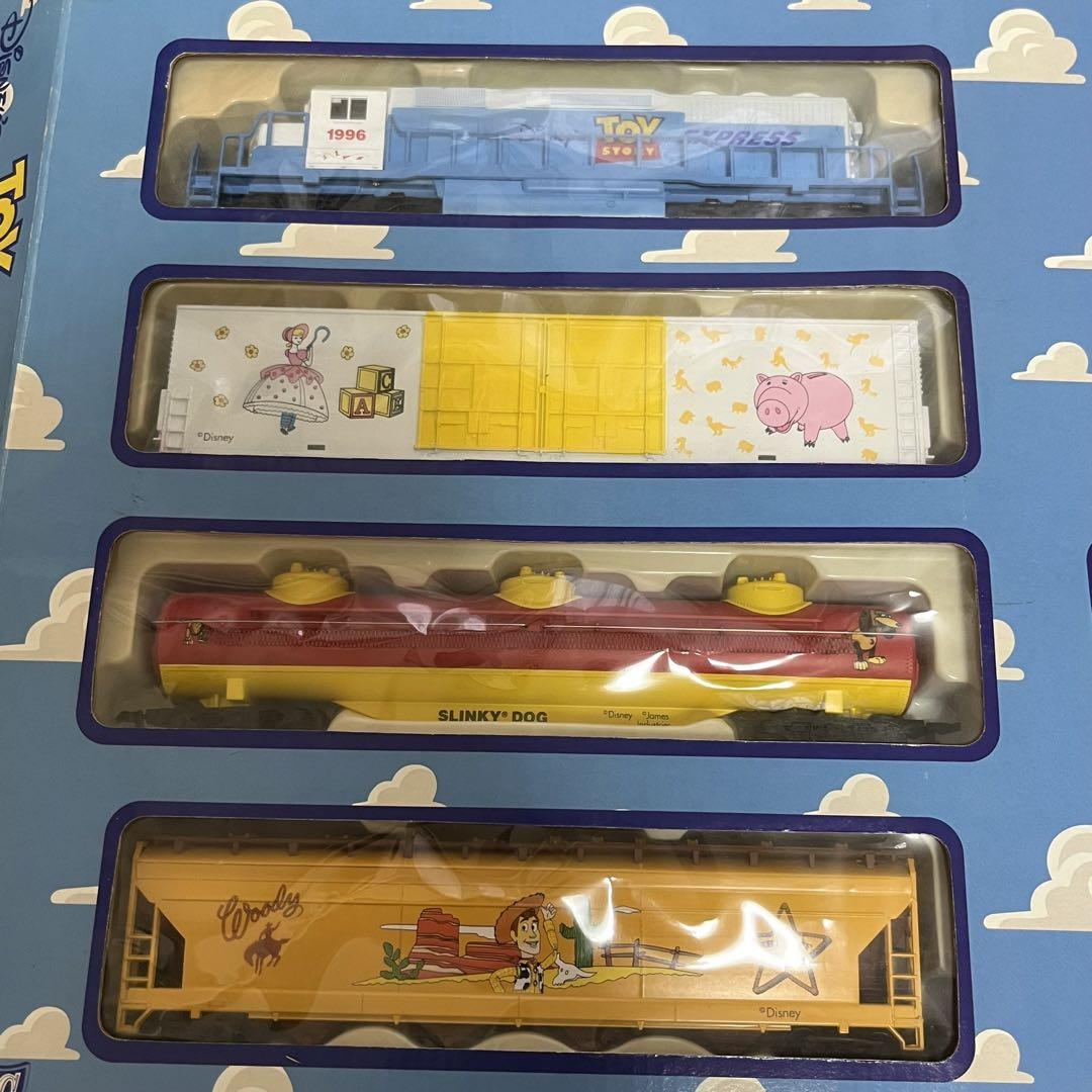 限定お買い得商品 トイストーリー電気で動く電車セット コレクション