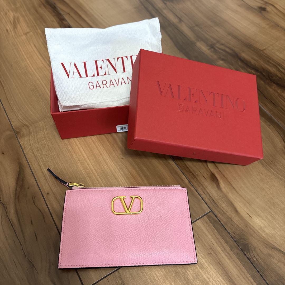 VALENTINO GARAVANI フラグメントケース