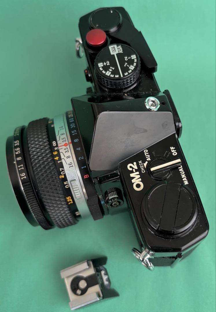 ★ OLYMPUS OM-2 BLACK + ★ 広角レンズ 28mm