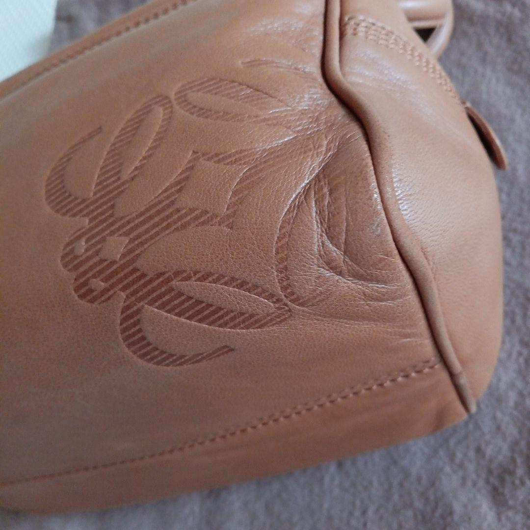 LOEWE　レザー ハンドバッグ