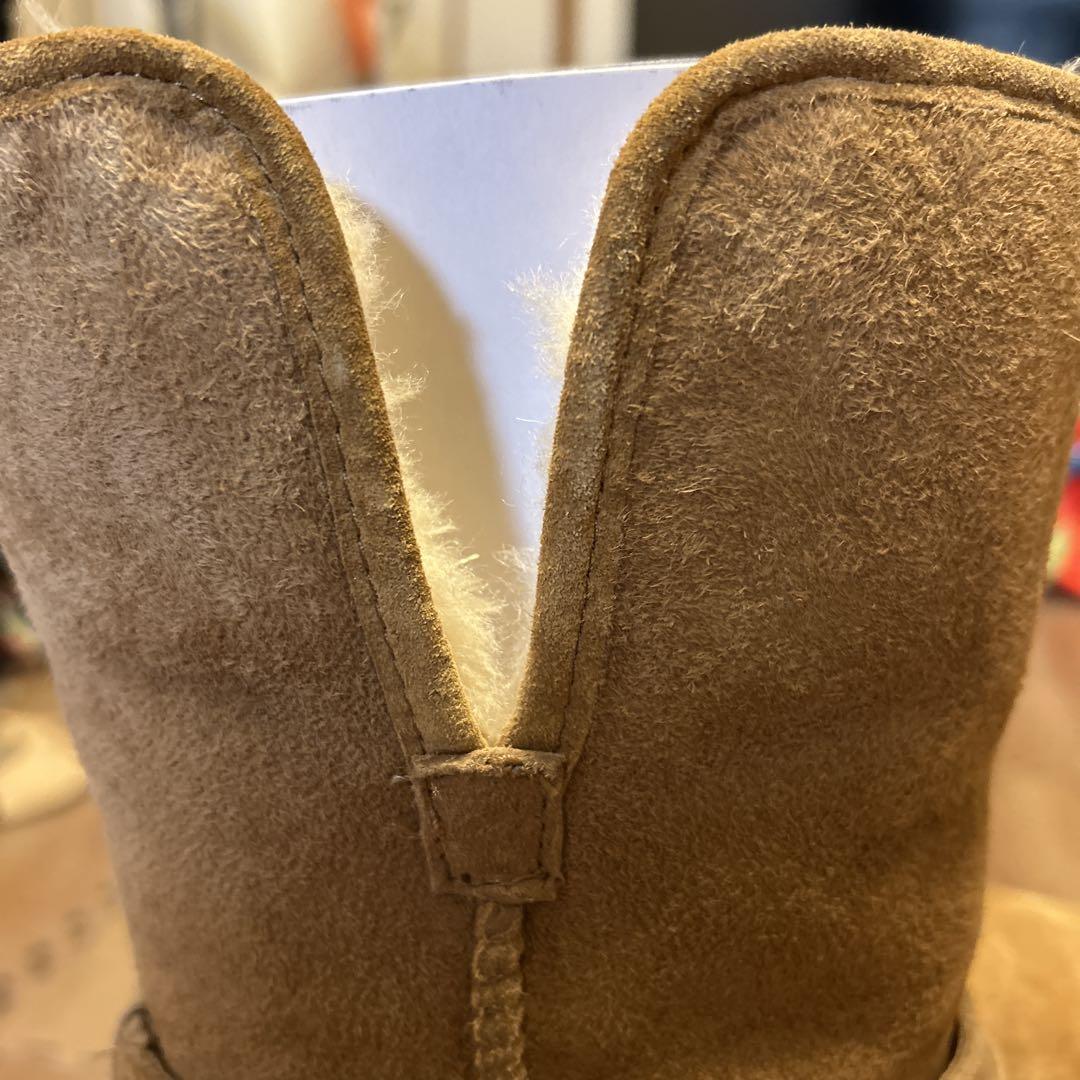 UGG ブラウンムートンブーツ ベルト付き