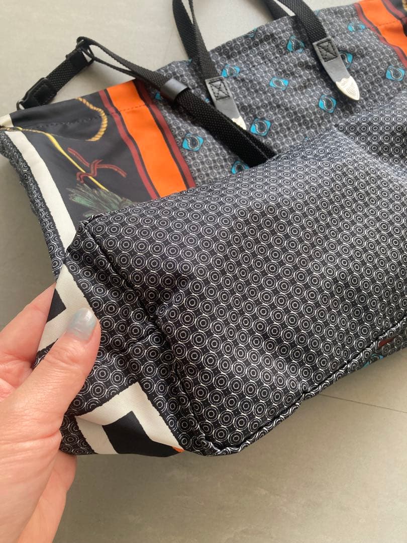 TOGA PULLA プリントトートバッグ TOGA PULLA プリントトートバッグ