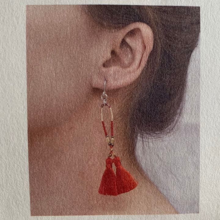 メルカリ ピアス アレルギーフリー フリンジ ホワイト ピアス 両耳用 1 000 中古や未使用のフリマ メルカリ ピアス アレルギーフリー フリンジ ホワイト ピアス 両耳用 1 000 中古や未使用のフリマ